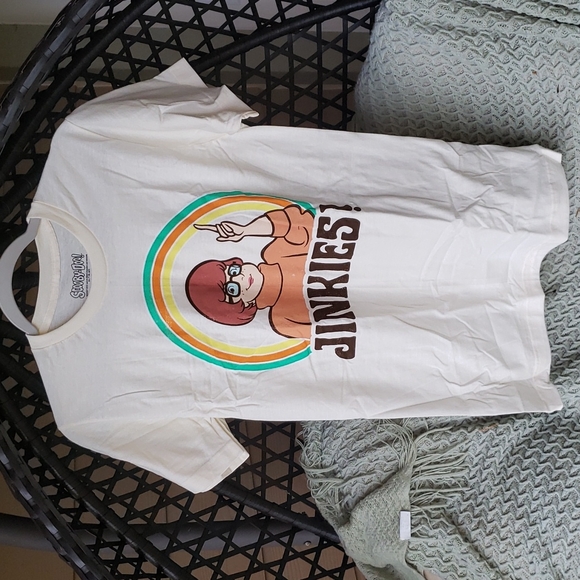 Brand new Velma "Jinkies" tshirt - Picture 2 of 8